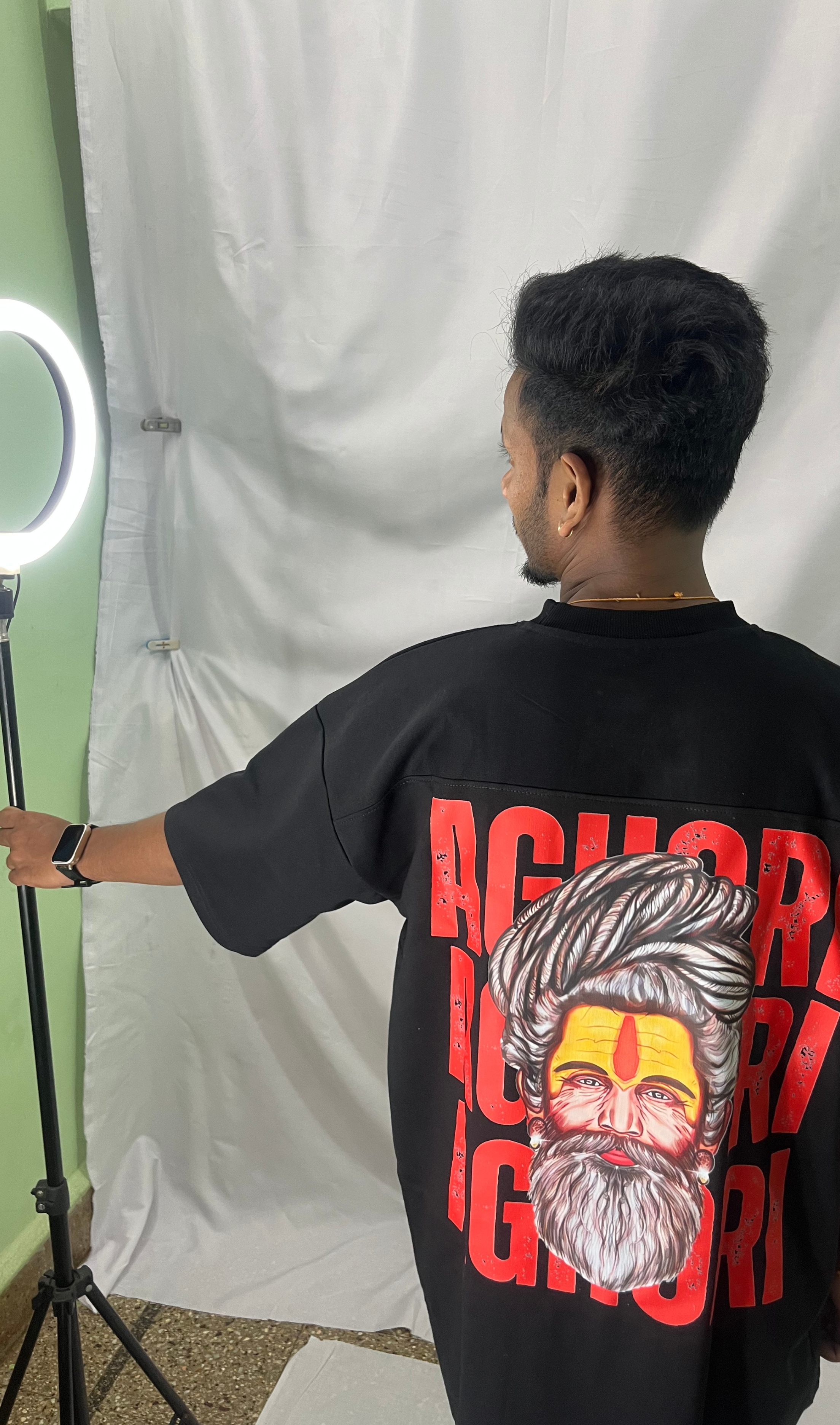 I am in faith on Aghori, I believe in God, I feel spiritual when I wear, I feel shine, I feel beautiful and I love to wear